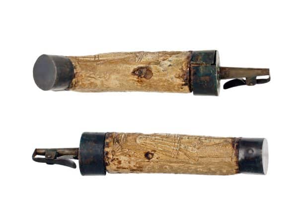 A Late 16th Century Powder Horn. - Image 3