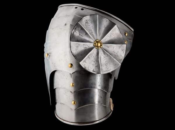 A Pair Of 'Alla Tadesca' Pauldrons - Image 2