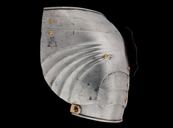 A Pair Of 'Alla Tadesca' Pauldrons - Image 4
