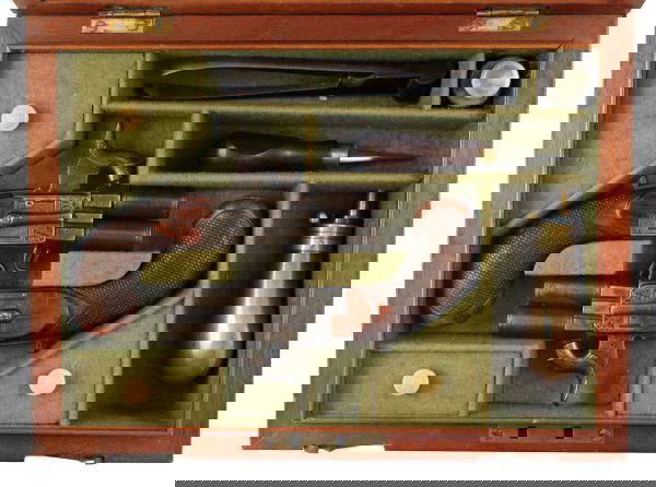 A Cased Pair of Pistols - Image 2