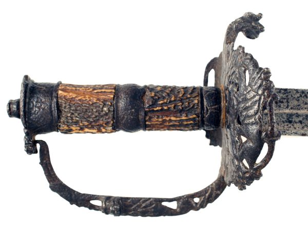 An English Hanger