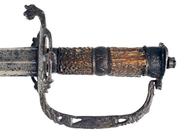 An English Hanger - Image 4