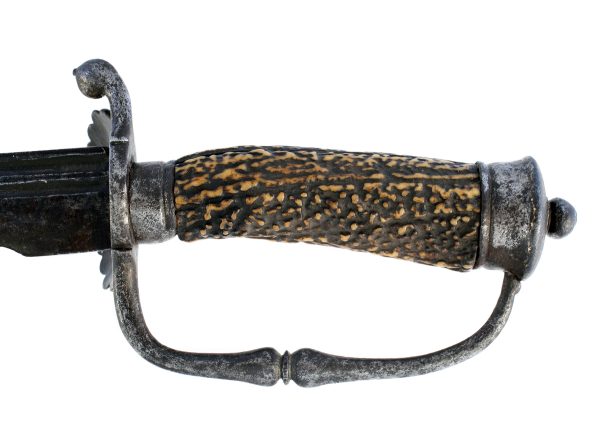 An English Hanger - Image 4