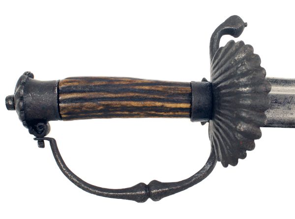 An English Hanger - Image 3