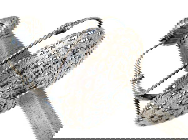 An English Dish Hilt Rapier - Image 2