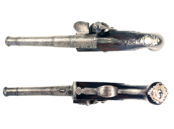 A 18-Bore Flintlock Queen Anne Pistol by Collumbell. - Image 4