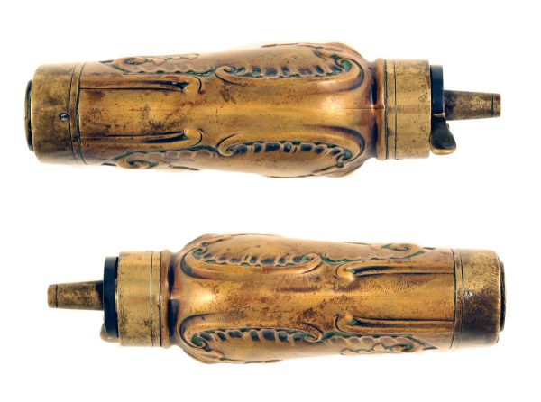 A Pistol Flask - Image 3