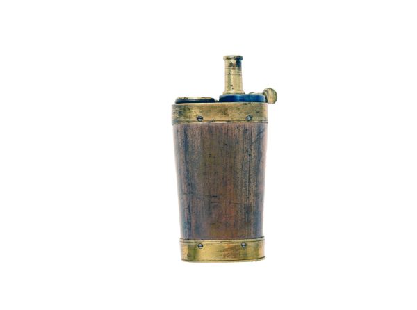 A Very Good Small Three Way Powder Flask.