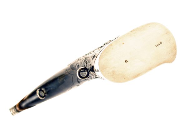 A Silver Mounted Horn Flask - Image 3