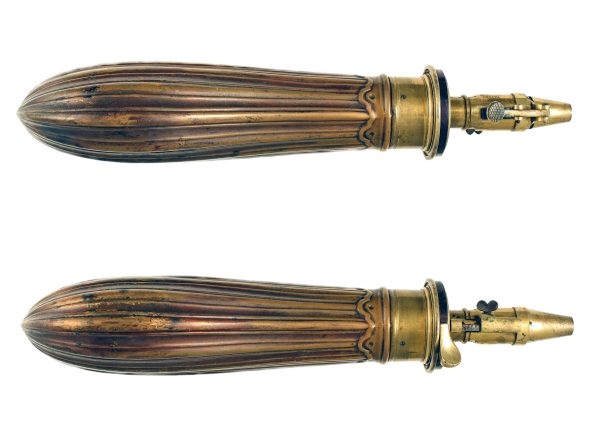 A Large Rifle Flask by G & J. W. Hawksley. - Image 2