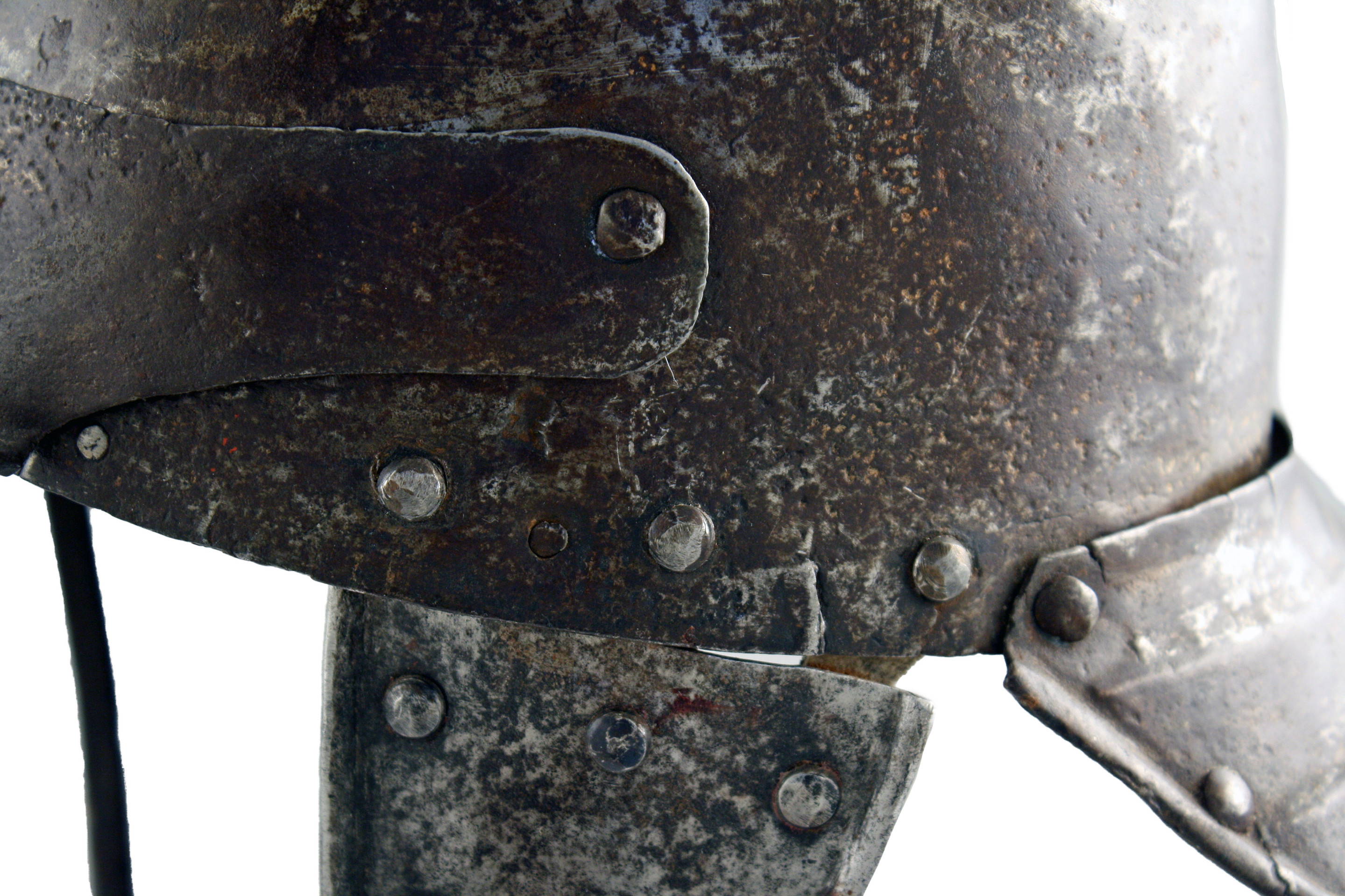 A Three Bar Siege Weight Helmet, English, 17th Century. - Image 4