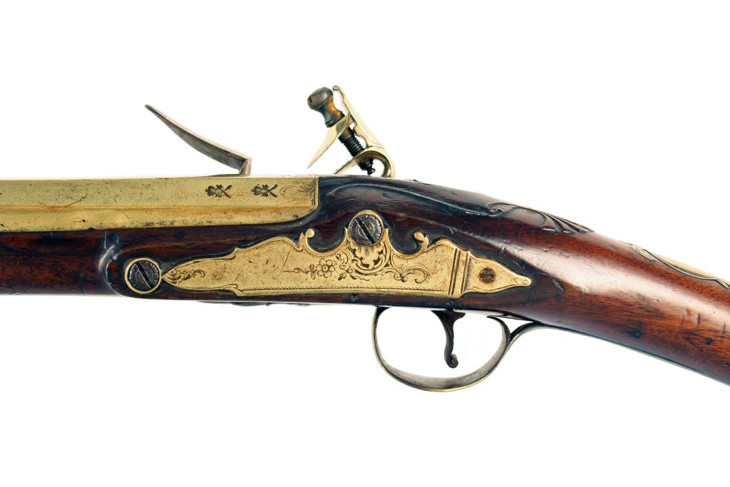 A Fine & Rare Tutaneg Mounted Blunderbuss by T. Richards. - Image 2