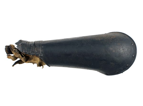 An English (Greenwich) Bridle Gauntlet For The Left Arm, Circa 1630-40. - Image 2