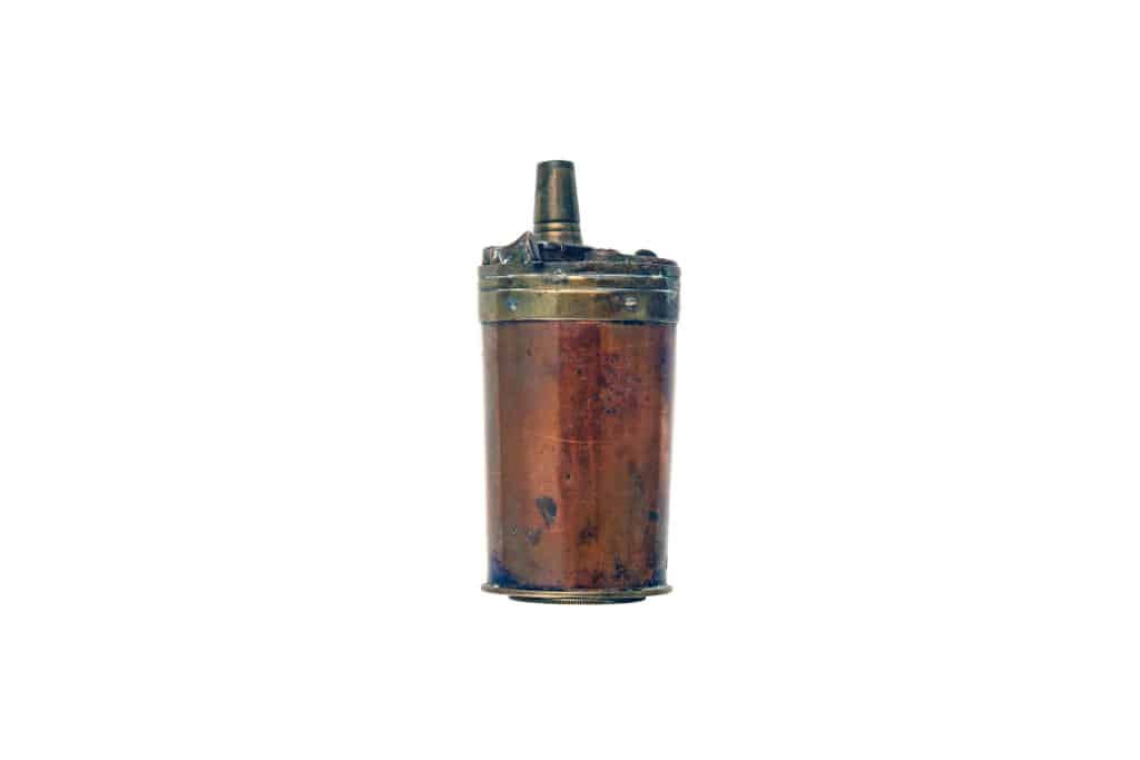 A Small Plain Three Way Powder Flask.