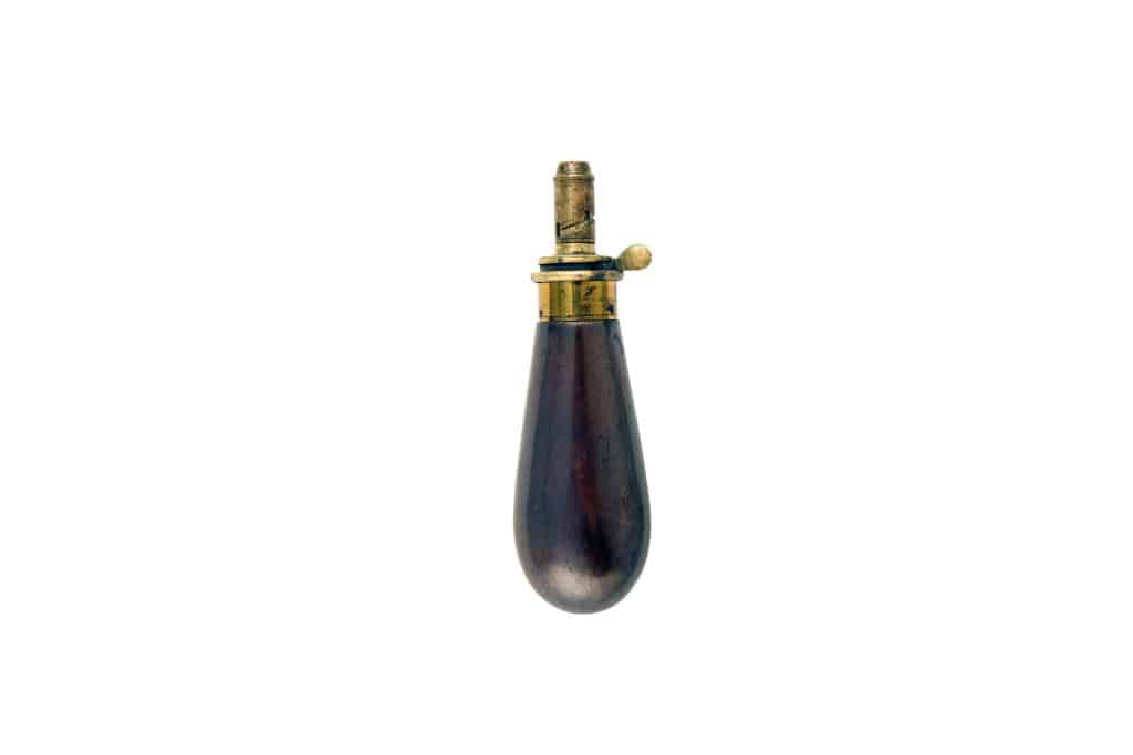 A Small Revolver Flask. - Image 2