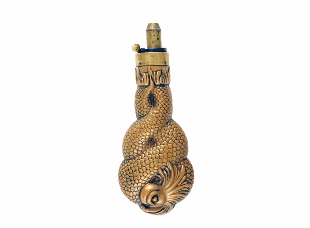 An Incredibly Scarce Entwined Dolphins Flask. - Image 2