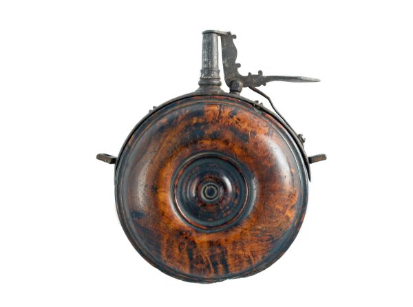 An Early Powder Flask - Image 2