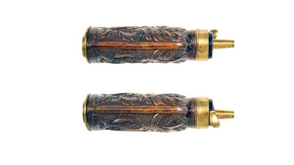 A Good Three Way Powder Flask. - Image 2